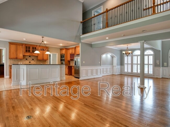 Building Photo - 1856 Greywell Rd