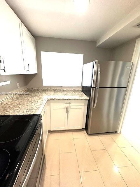 Building Photo - 9470 Live Oak Pl