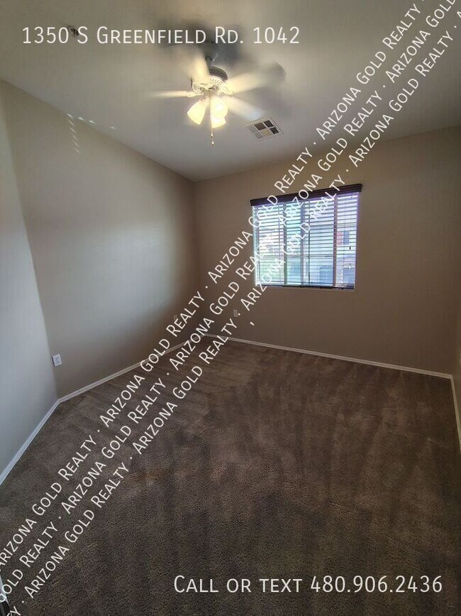 Building Photo - 1350 S Greenfield Rd