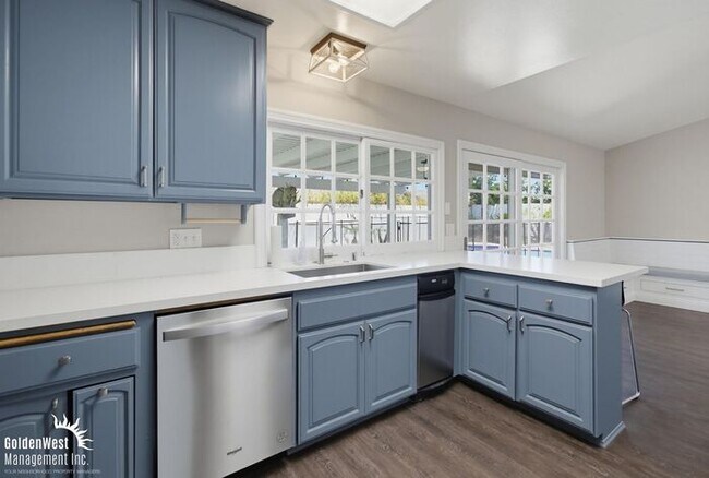 Building Photo - Beautifully Updated 3Bdm 2Ba Home in Poway!