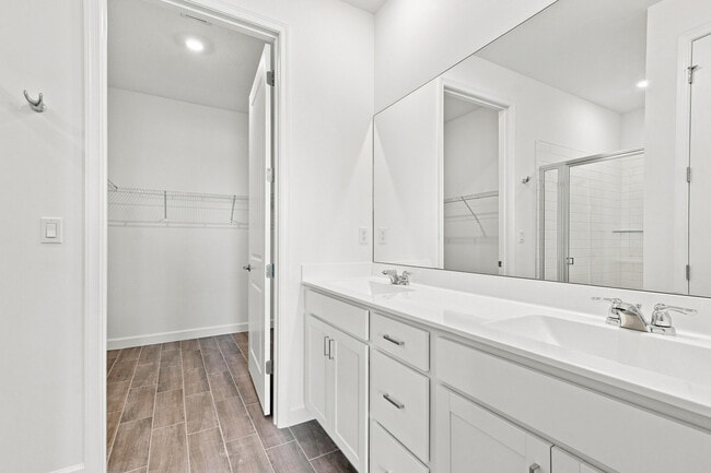 Building Photo - 3538 Spanish Cedar Pl