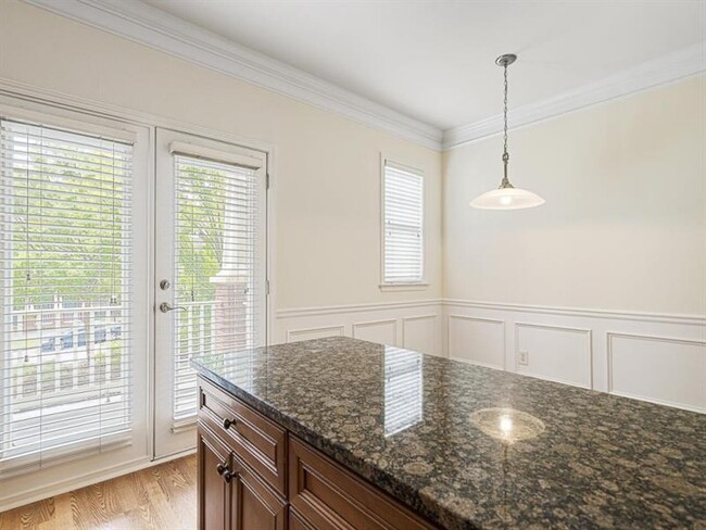 Building Photo - 205 16th St NW