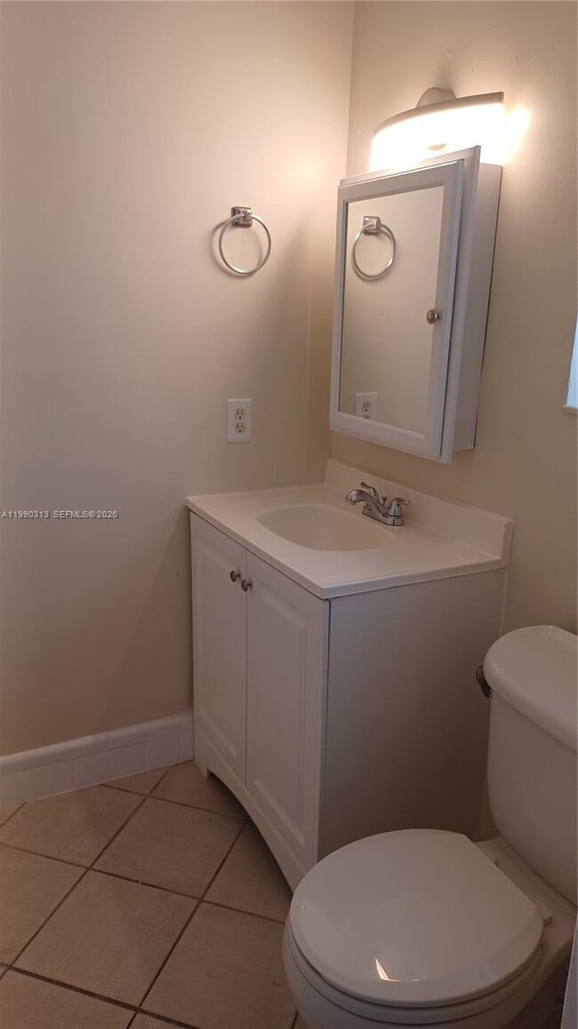 Building Photo - 2015 N 31st Ave