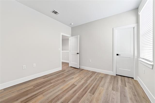 Building Photo - 3006 Harmon Dr