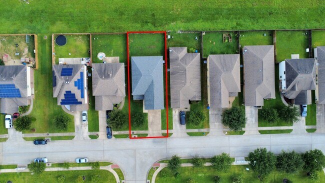 Building Photo - 15623 Sheldon Ridge Way