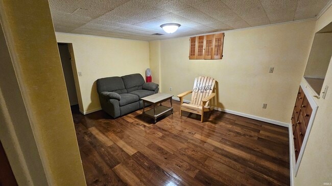 Building Photo - 509 S Swain Ave