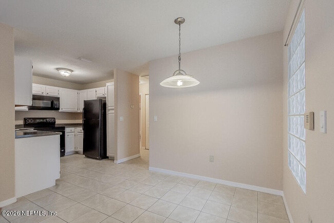 Building Photo - 10150 Belle Rive Blvd