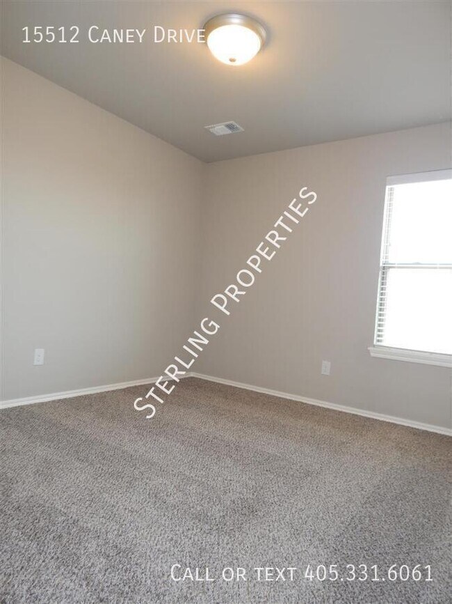 Building Photo - 15512 Caney Dr