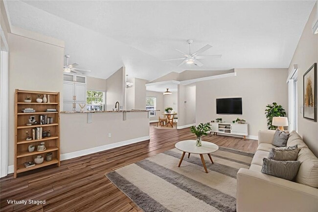 Building Photo - 10748 Siena Dr