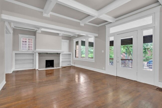 Building Photo - 1230 29th St S