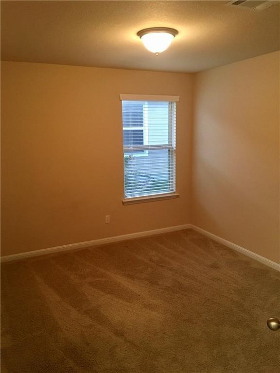 Building Photo - 112 Beargrass Dr