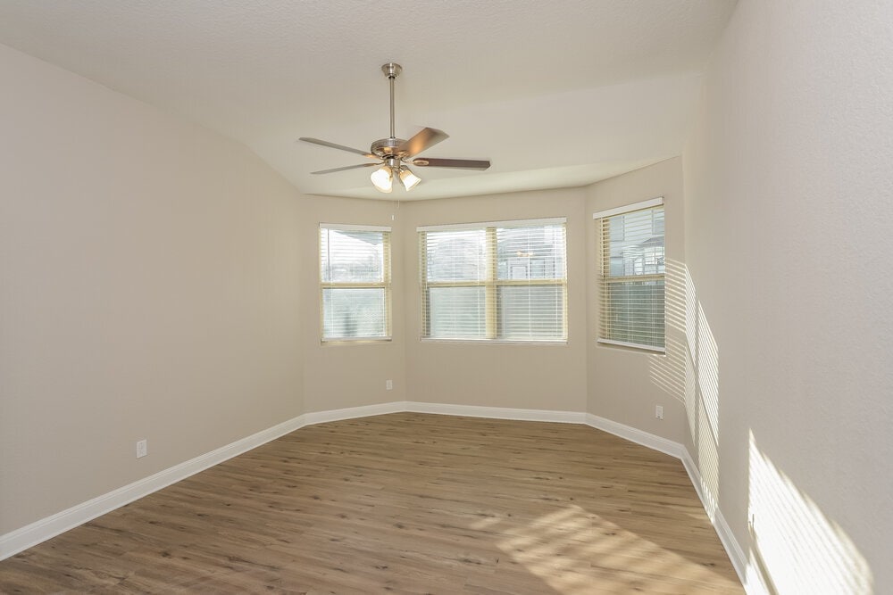 Building Photo - 11328 Silver Rose