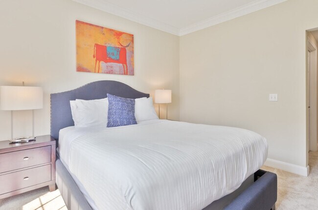 Building Photo - 1449 Main St