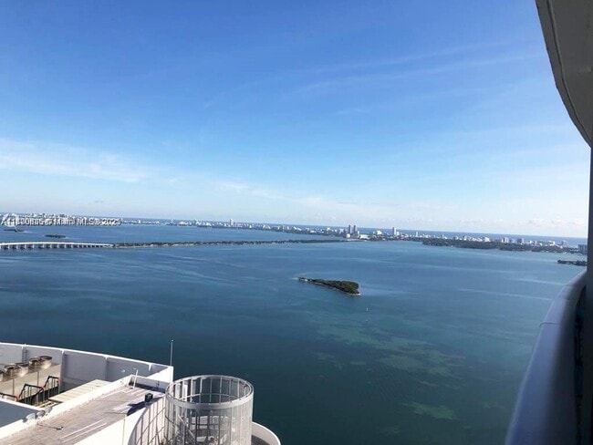 Building Photo - 488 NE 18th St