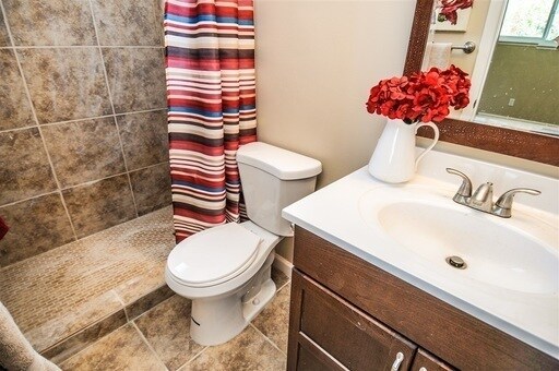 Building Photo - AVAILABLE NOW! GORGEOUS & SPACIOUS 3BD/2BA HOME IN CLAIREMONT! ONLY $4,595/mo!