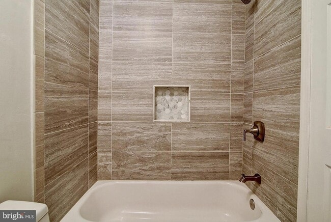 Building Photo - 11100 Beaver Trail Ct
