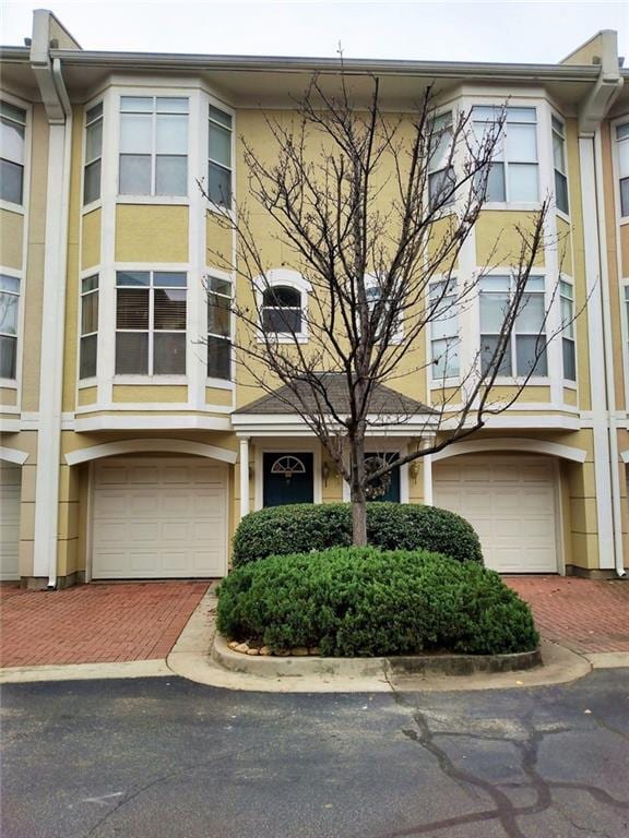 Building Photo - 375 Highland Ave NE