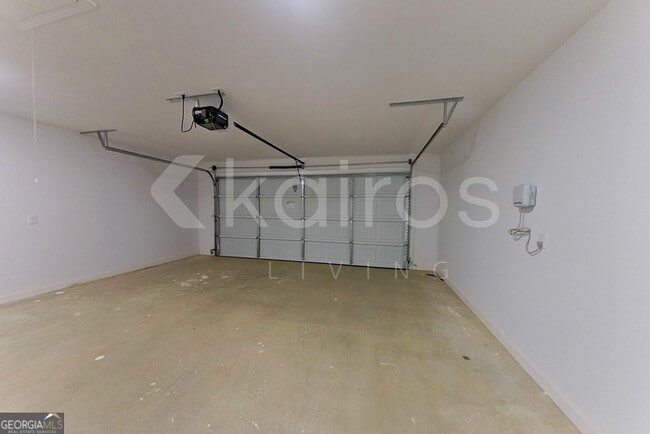 Building Photo - 142 Hughes Dr