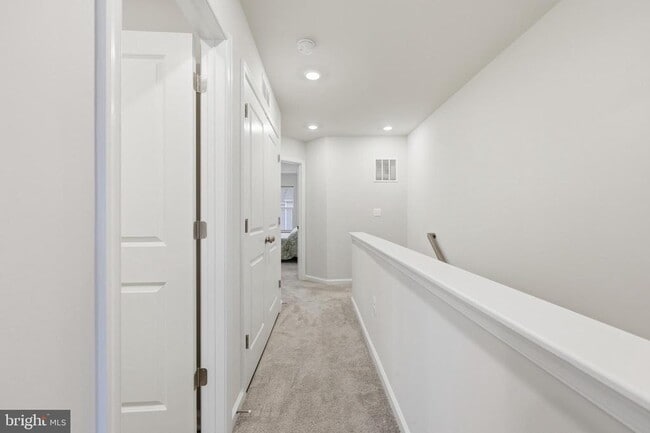 Building Photo - 336 Mineral Springs Rd