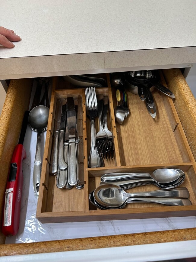 Building Photo - 1095 Canal Ave