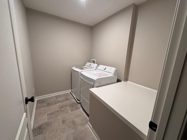 Building Photo - 4340 Motivation Path