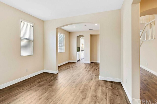 Building Photo - 3786 Lake Cir Dr