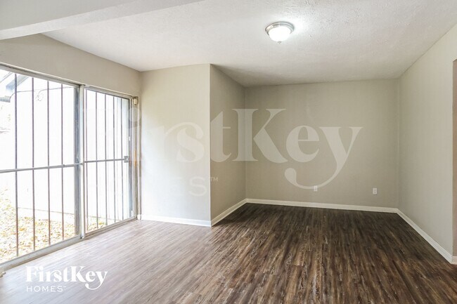 Building Photo - 12703 Enchanted Path Dr