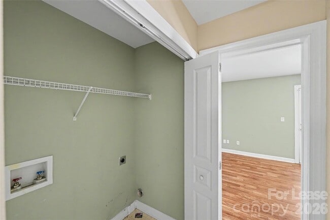 Building Photo - 6424 Royal Celadon Way