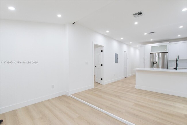 Building Photo - 10265 SW 173rd Terrace