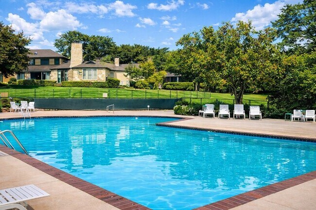 Building Photo - 2986 Buttonwood Dr