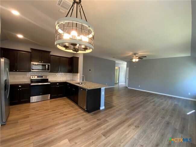 Building Photo - 5926 Galveston Rd