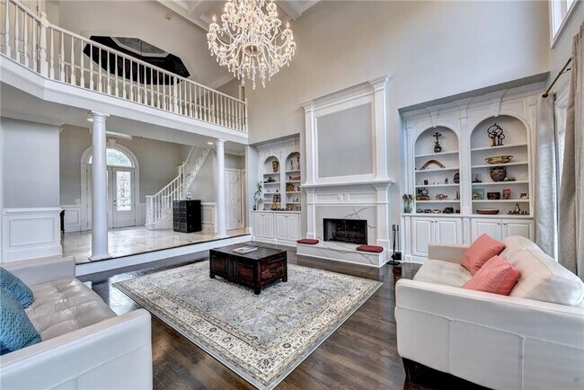 Building Photo - 645 Falls Bay Ct