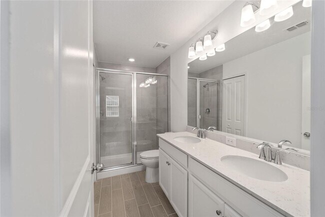 Building Photo - 3409 (LO)