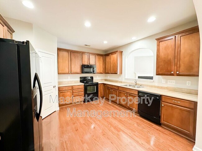 Building Photo - 711 Keystone Park Dr