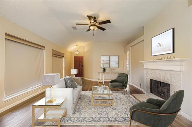 Building Photo - 5452 Buckskin Dr