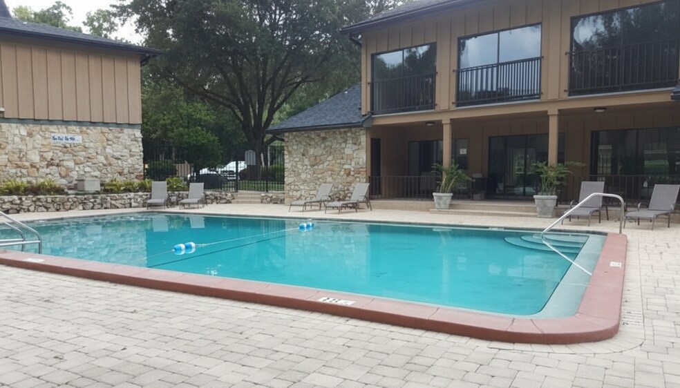 Building Photo - 507 NW 39th Rd