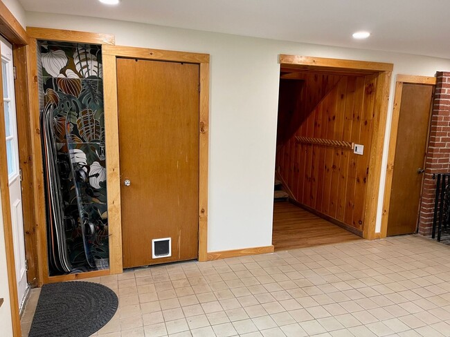 Building Photo - Charming 3BR House in Granville