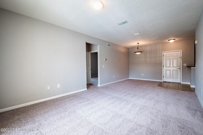 Building Photo - 4920 Key Lime Dr