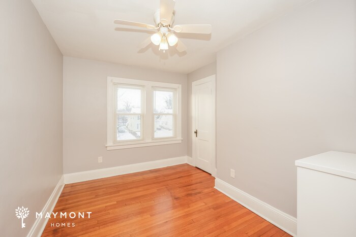 Building Photo - 26431 Shoreview Ave