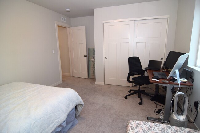 Building Photo - 12212 SW Champlin Ln