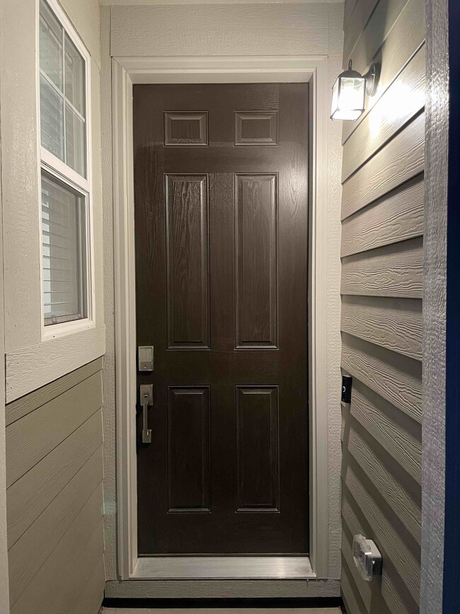 Building Photo - 8781 S Wenatchee Ct