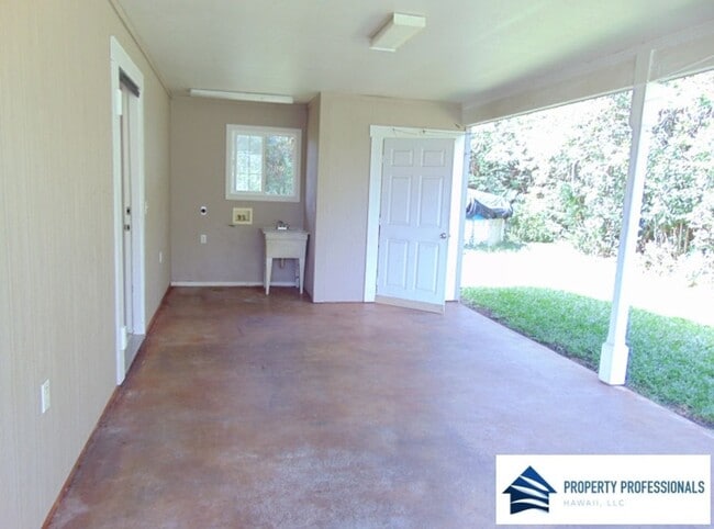 Building Photo - 1 Bedroom in Orchidland