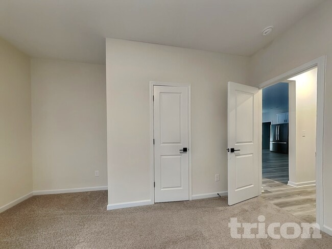 Building Photo - 3734 Saddle Bag Ct