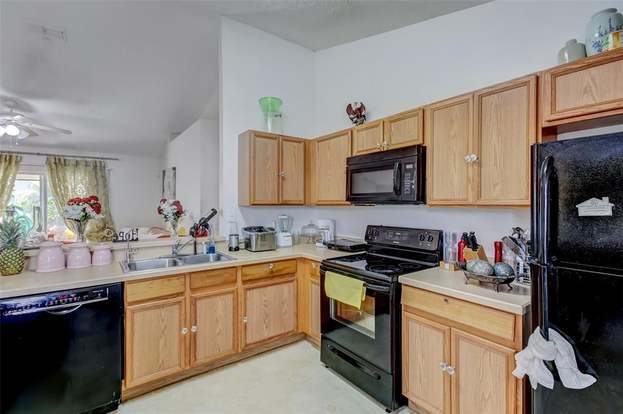 Building Photo - 208 Abbotsbury Dr