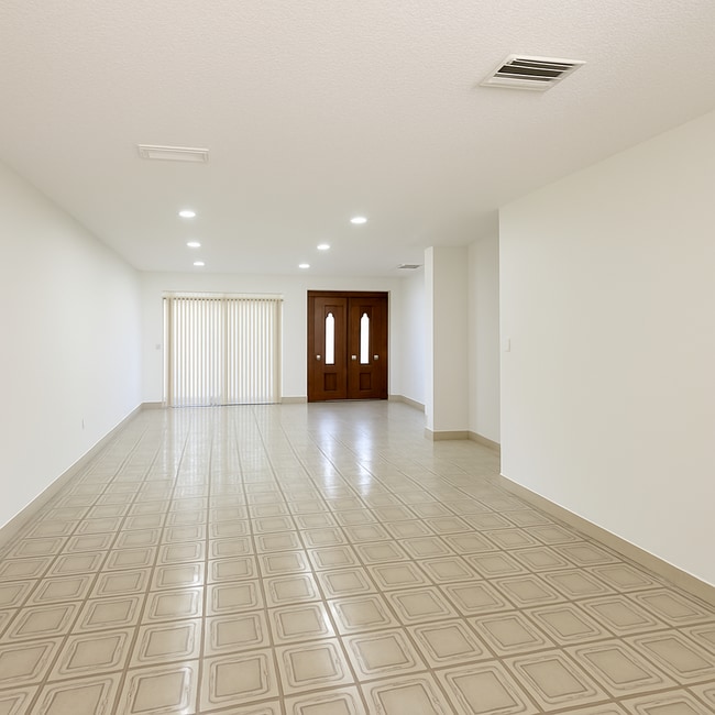 Building Photo - 9972 SW 4th St