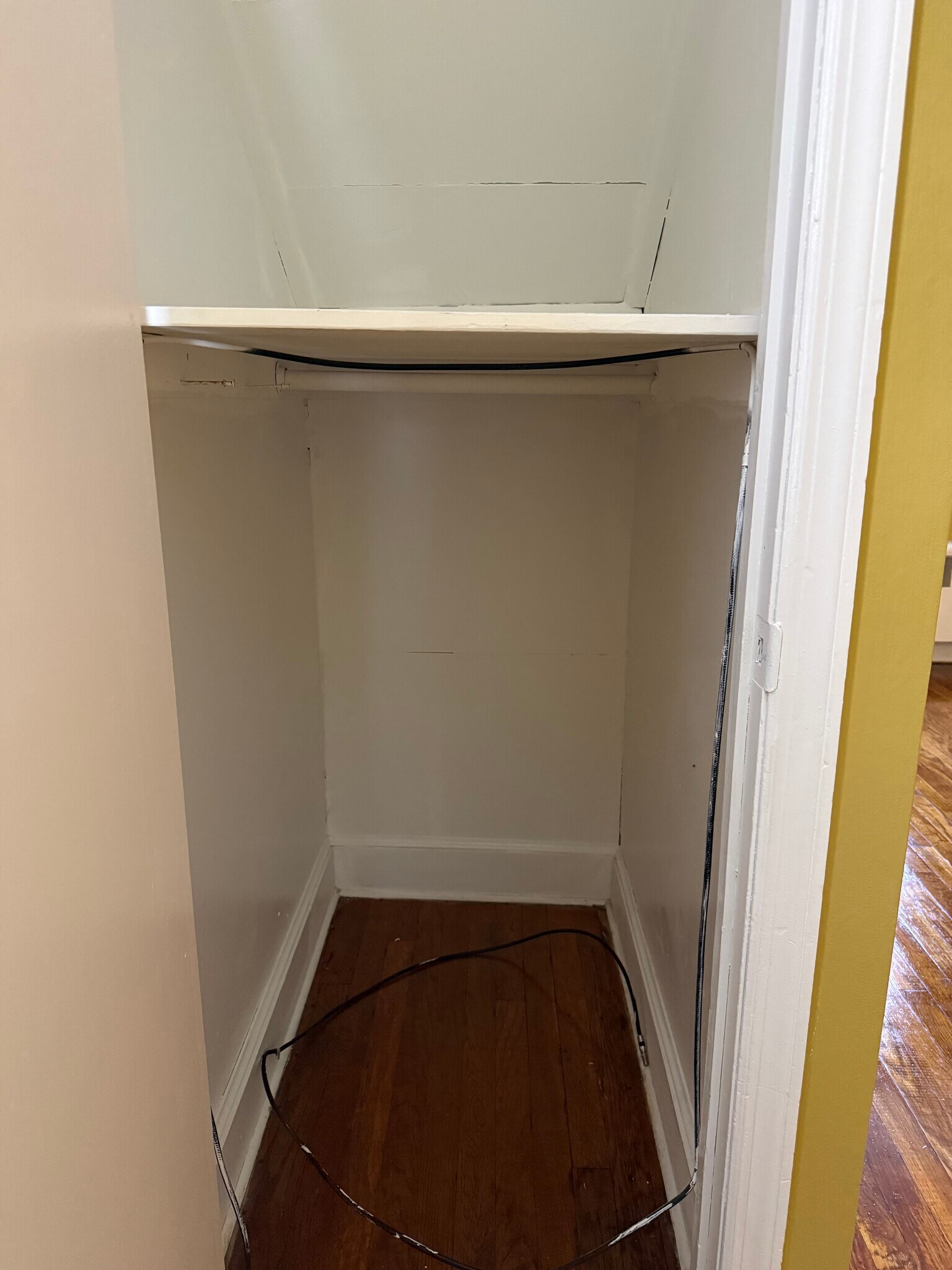 Building Photo - 214 Columbia St