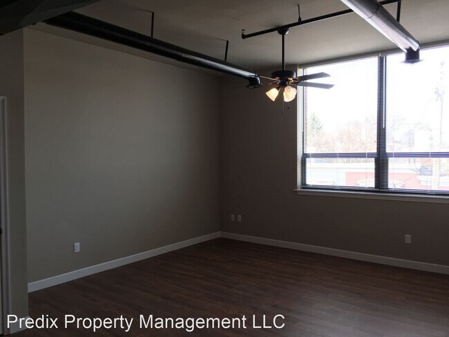 Building Photo - 20 Sigsbee Ave