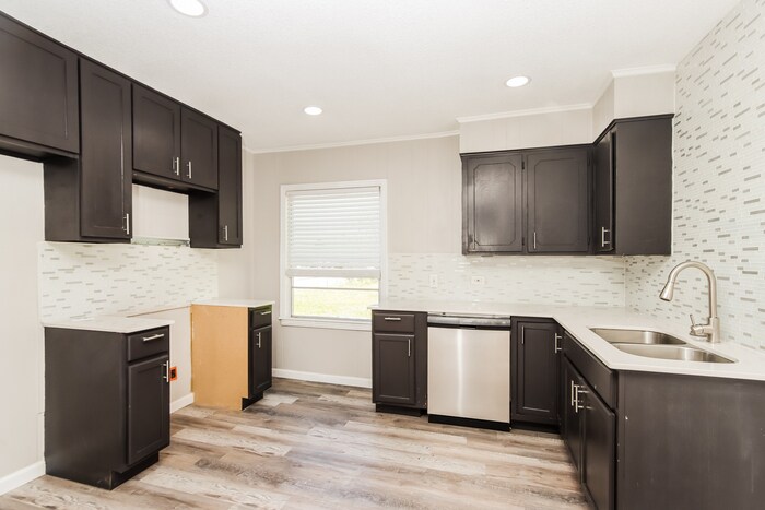 Building Photo - 2628 S Marsalis Ave