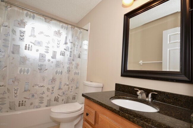 Building Photo - 2521 Glade Springs Dr