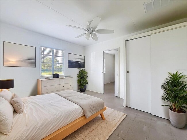 Building Photo - 331 E Street Unit